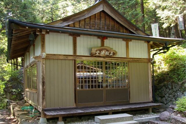 観音様巡りや立弘法のご利益なら【龍氣寺】～霊場とは～